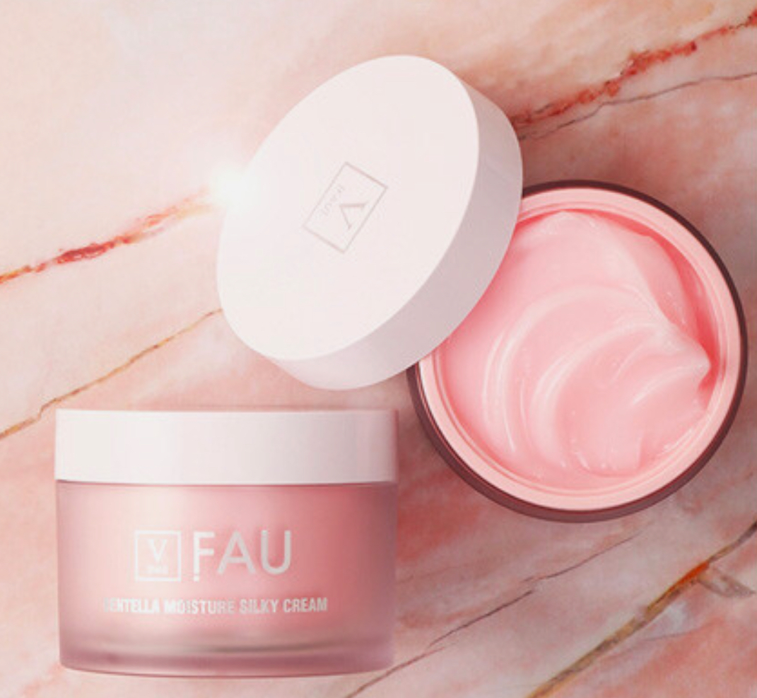 کرم مرطوب کننده ابریشمی حاوی عصاره حلزون و سنتلا ۲۱۰ گرمی فائو
