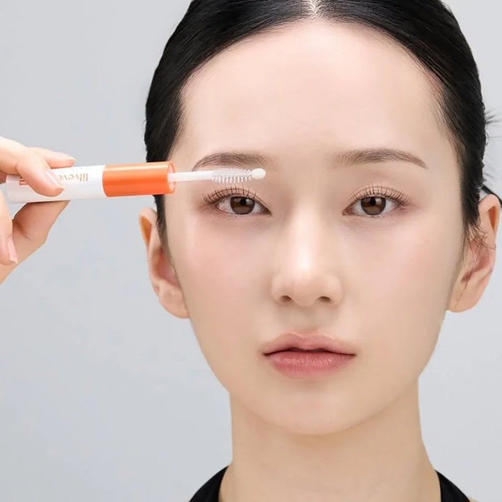 سرم تقویت مژه و ابرو لیلیوئه